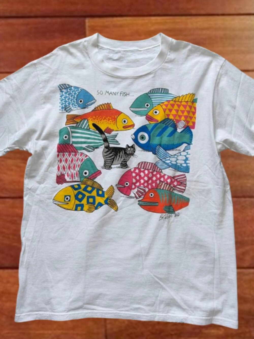 Cute "So Many Fish" Graphic Crewneck T-Shirt
